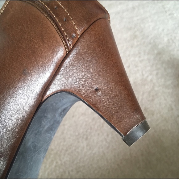 Mudd Brown heels vintage style size 9 - Picture 4 of 4